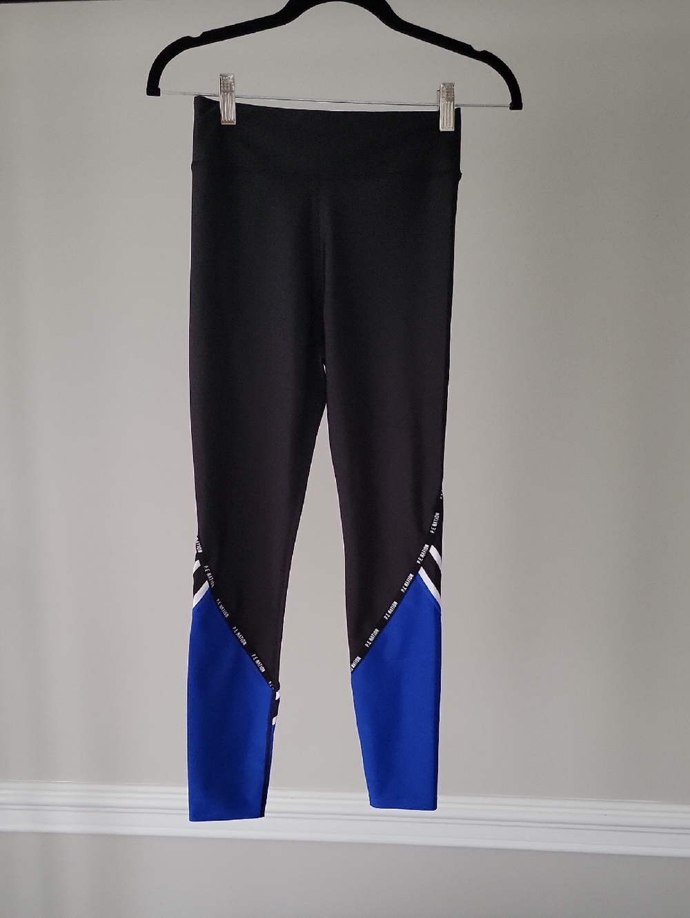 Black And Blue Leggings